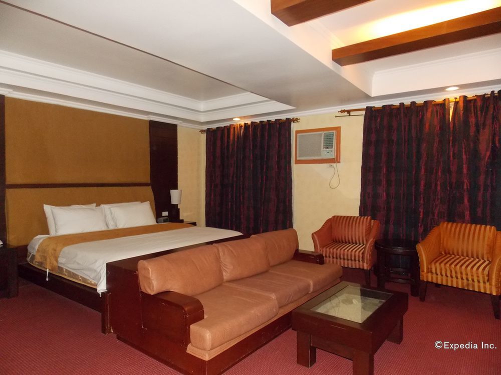 Mo2 Westown Hotel - Mandalagan Bacolod Exterior foto