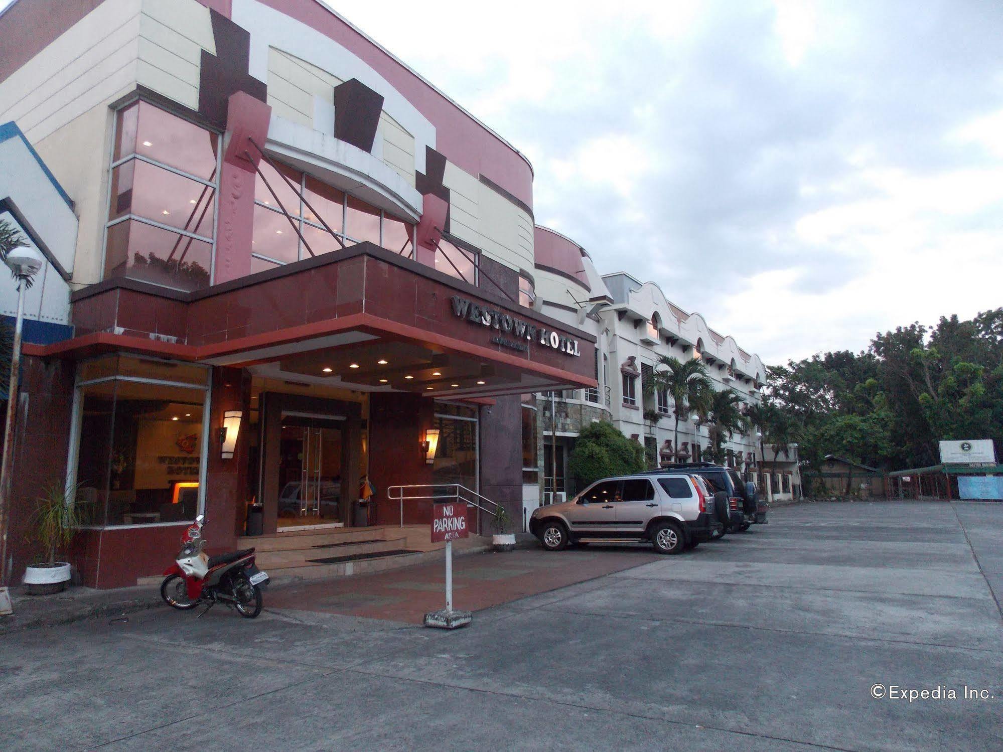 Mo2 Westown Hotel - Mandalagan Bacolod Exterior foto