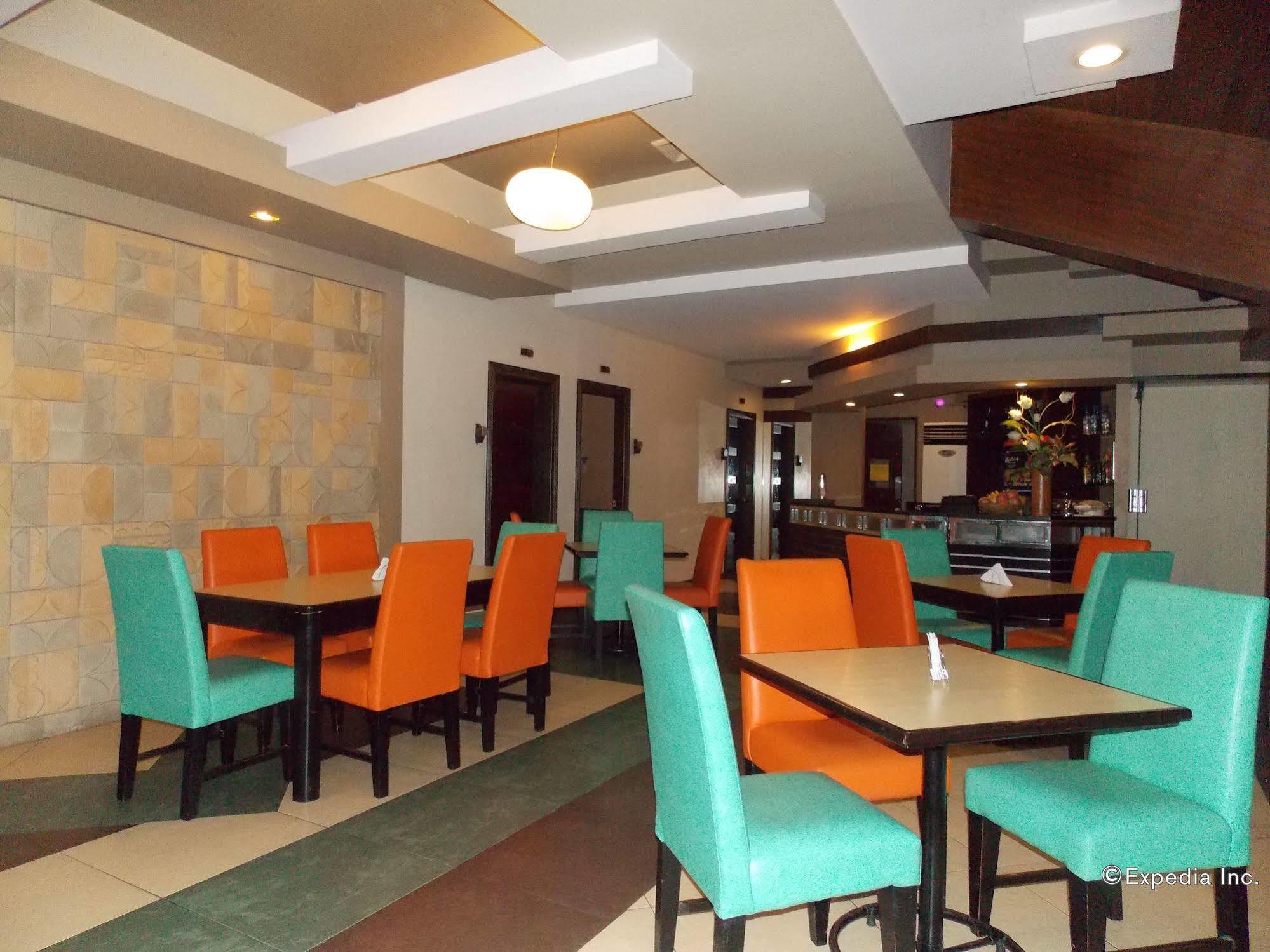 Mo2 Westown Hotel - Mandalagan Bacolod Exterior foto