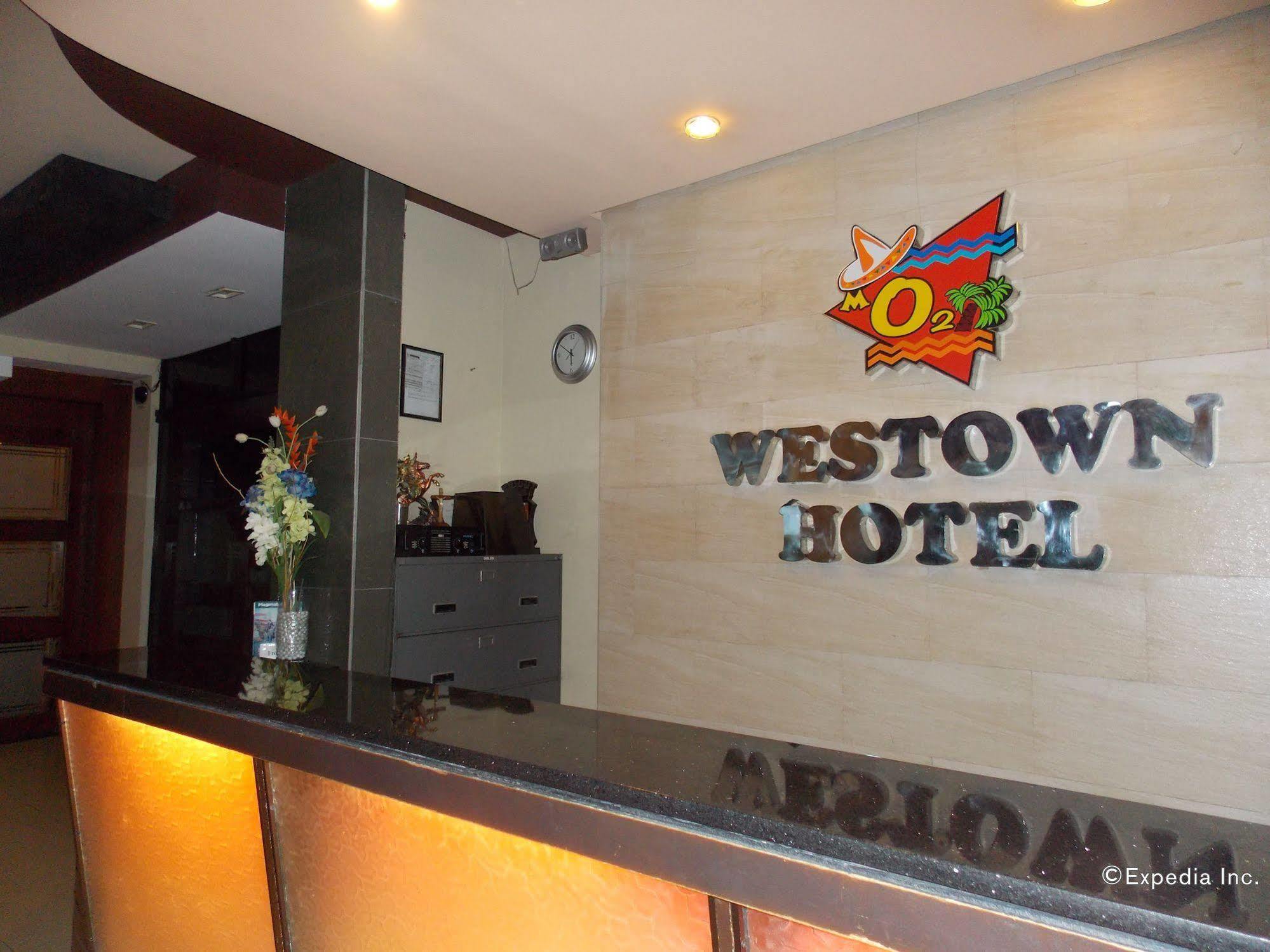 Mo2 Westown Hotel - Mandalagan Bacolod Exterior foto